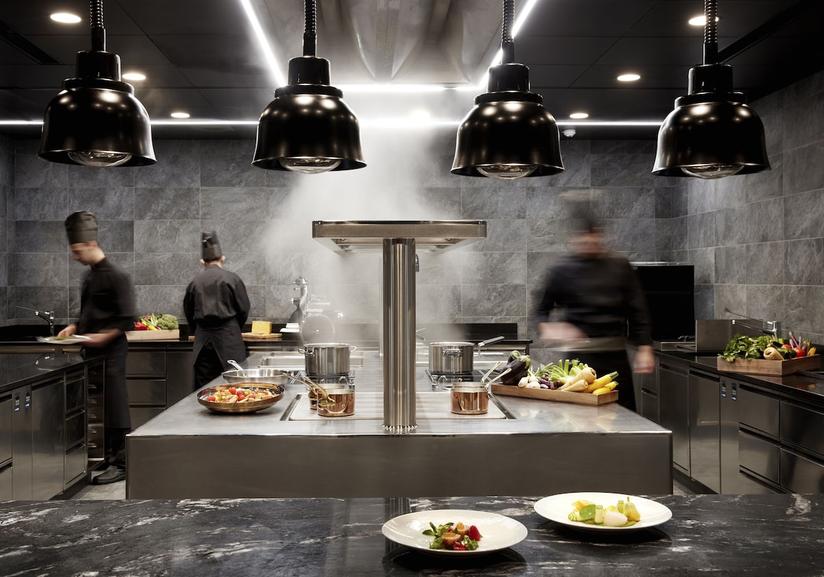 Lefay Resort (Junior Suite) image 6