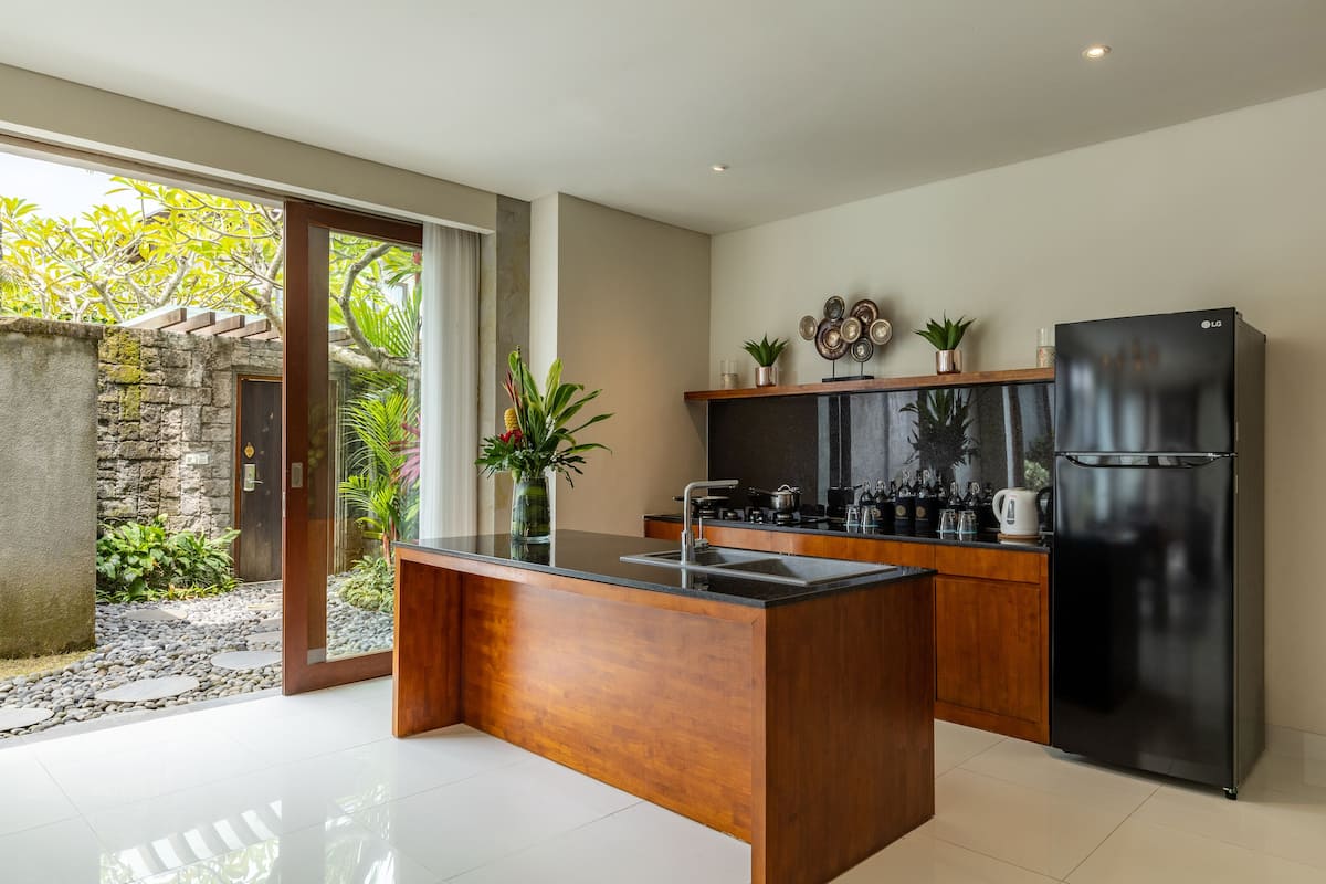 Grand Villa, 2 Bedrooms Theanna Villa and Spa Cang image 5