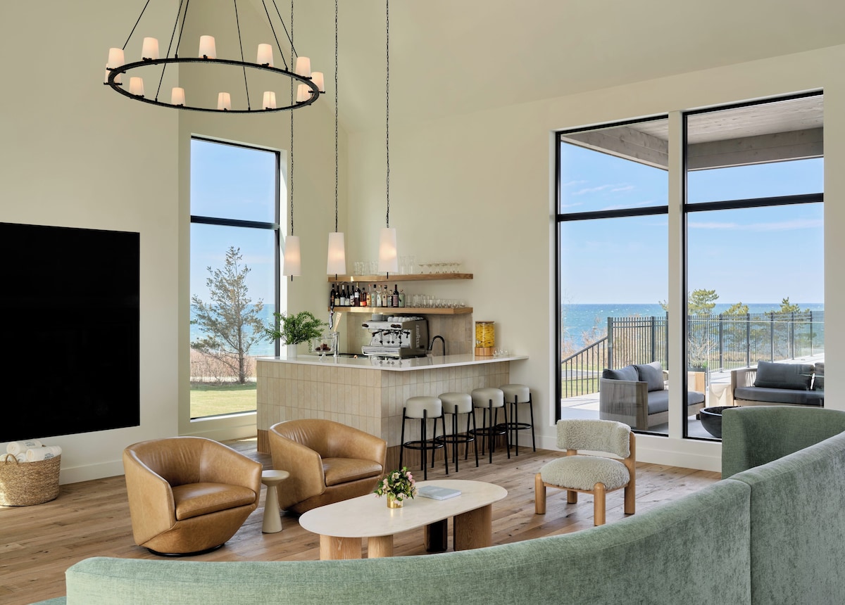 Hotel Moraine (Studio with Sea View)
 image 2