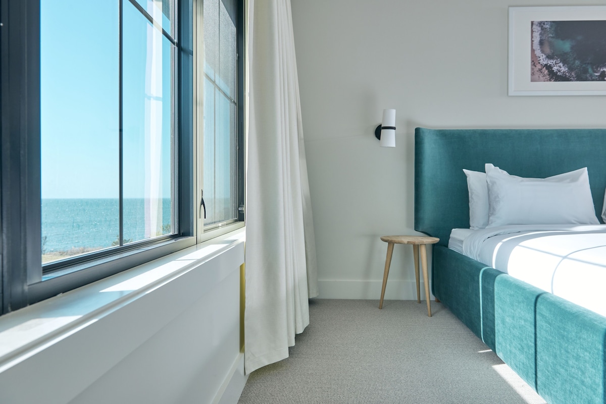 Hotel Moraine (Studio with Sea View)
 image 4