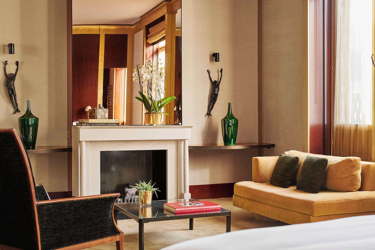 Park Hyatt Paris - Vendôme (Deluxe King Room) image 2