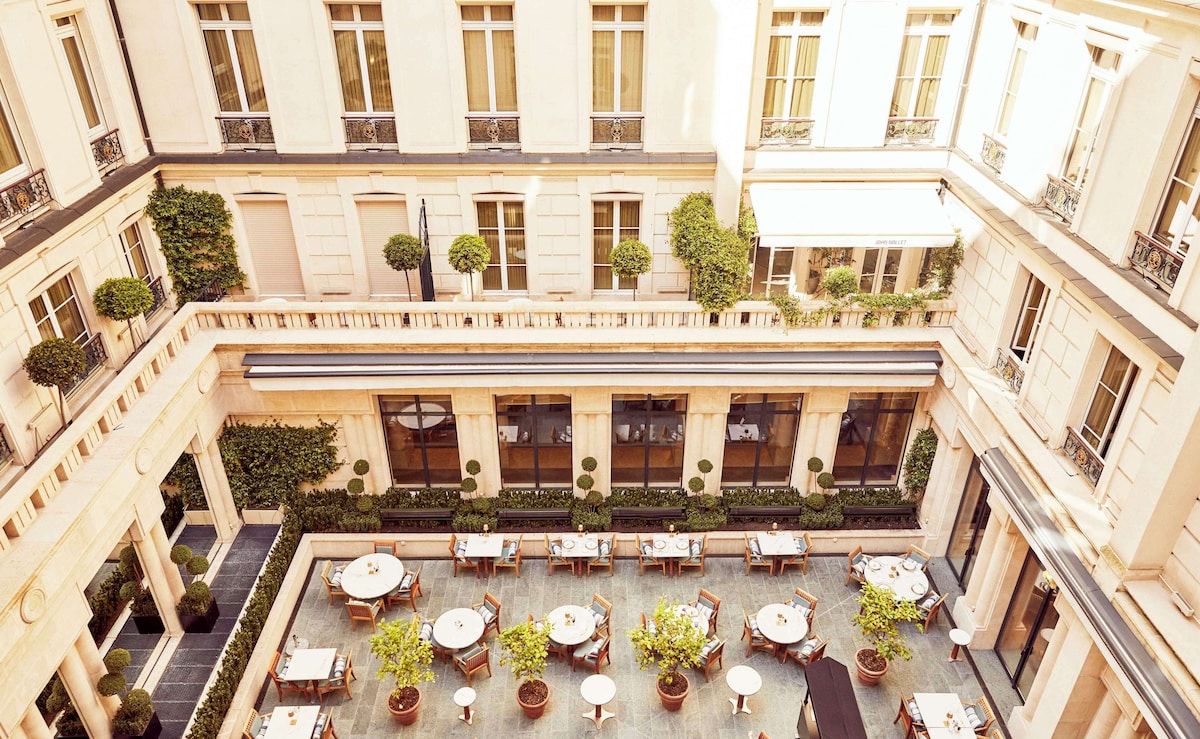 Park Hyatt Paris - Vendôme (Deluxe King Room) image 5