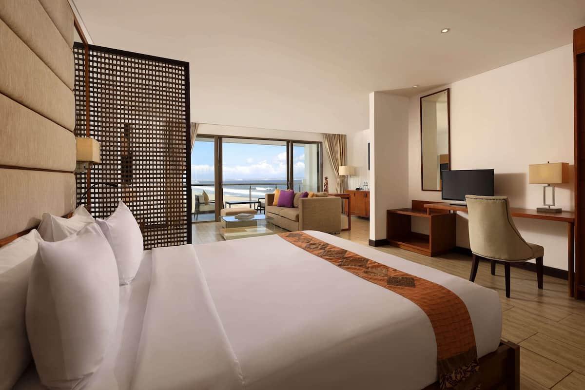 Lv8 Resort Hotel Suite, 1 Bedroom, Ocean View image 3