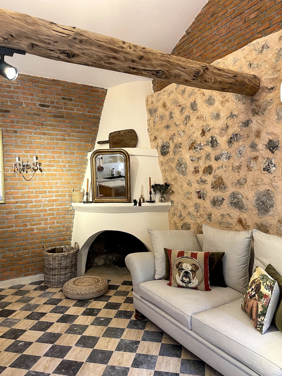 Merian's House image 9