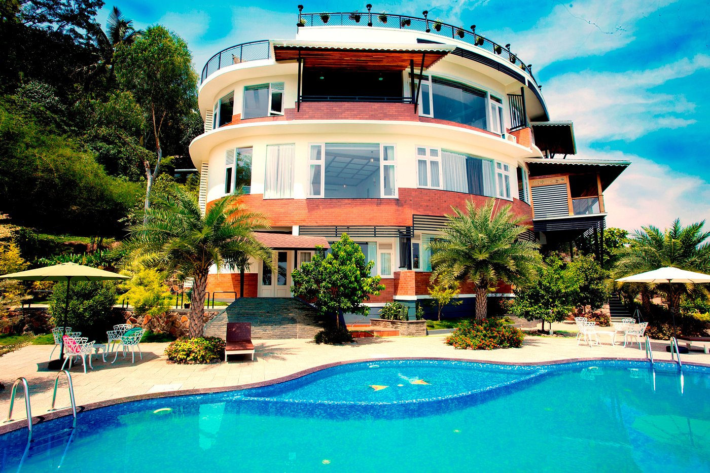 Mount Xanadu (Royal Comfort suite) image 1