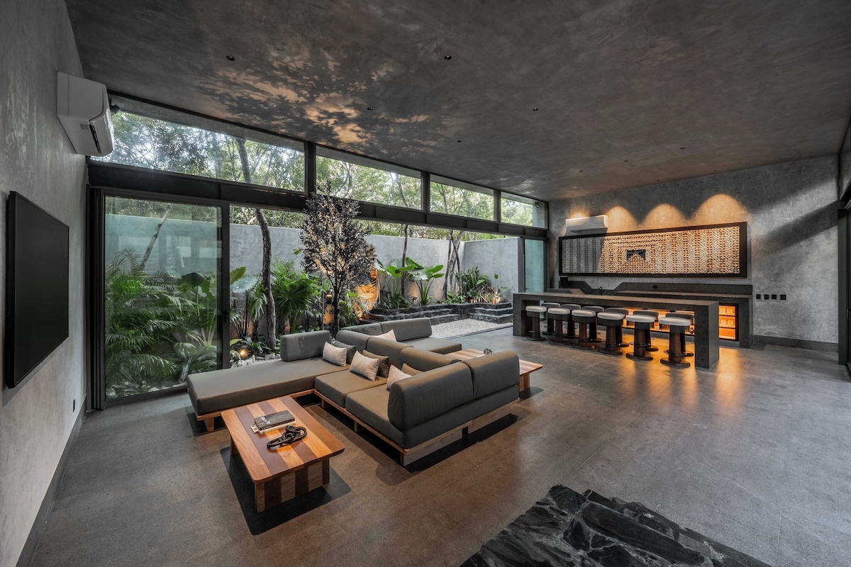 Architectural Jungle Villa - Rooftop Entire home image 5