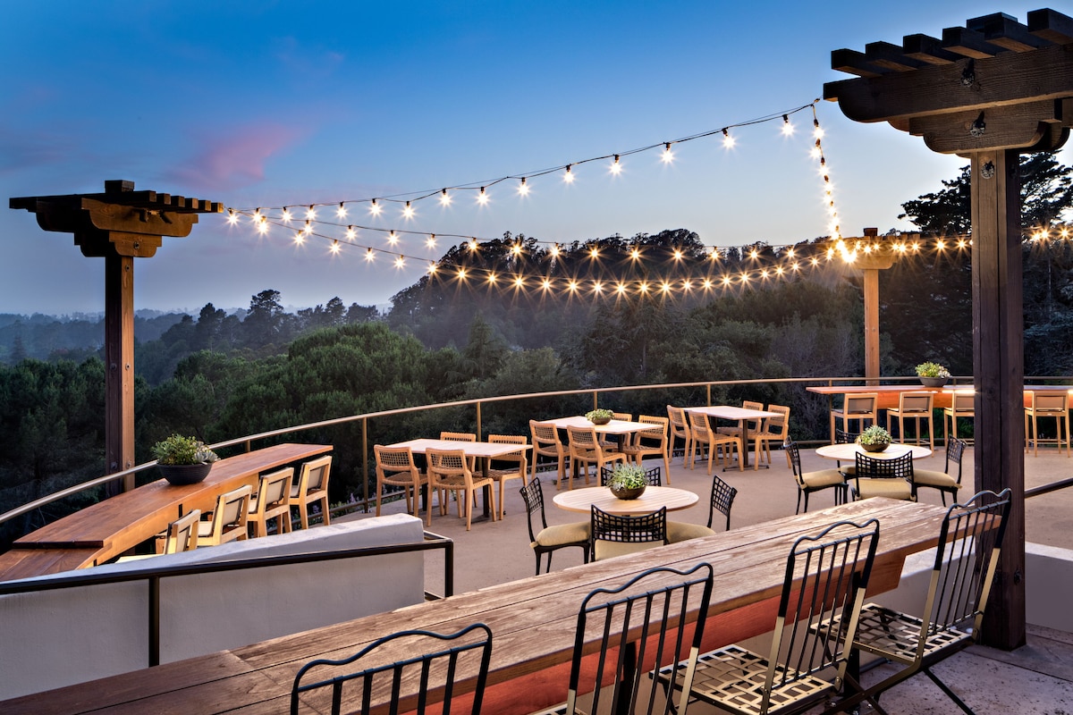 Chaminade Resort (King Resort with Patio) image 5