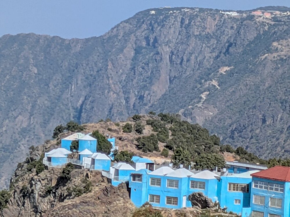 Honey Cottage Rijal Alma, Saudi Arabia image 3