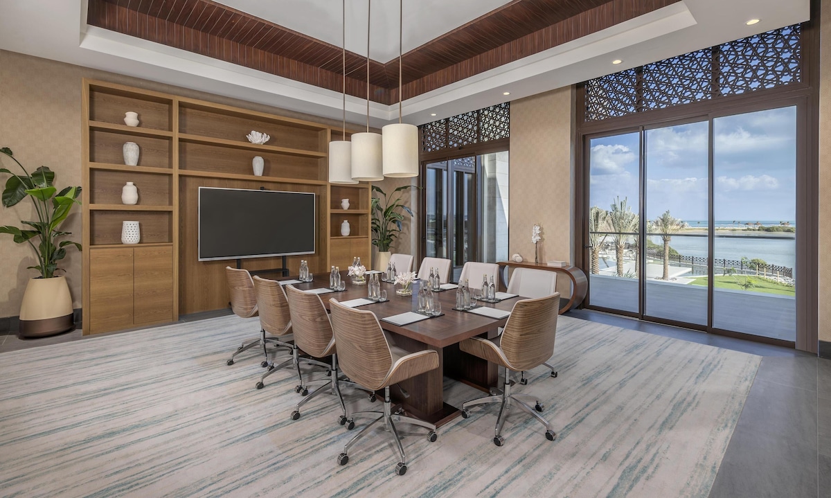 Anantara Ras Al Khaimah (Over Water Pool Villa) image 8