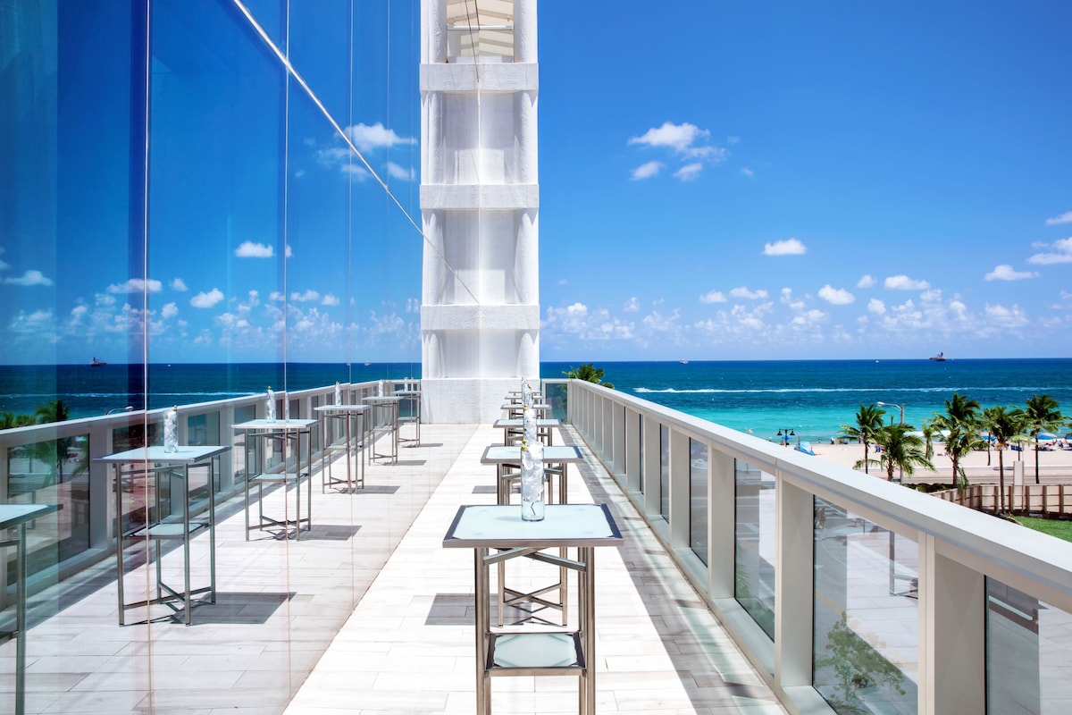 Conrad Fort Lauderdale Beach (Junior Suite) image 2