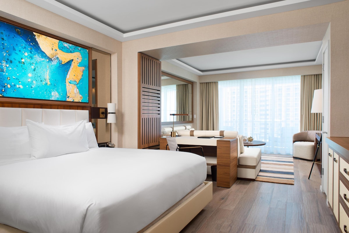 Conrad Fort Lauderdale Beach (Junior Suite) image 3