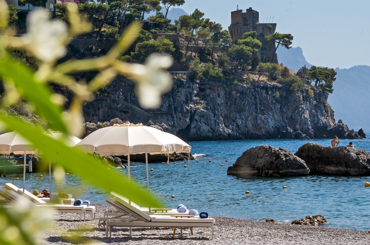 Borgo Santandrea (Superior Room) image 1