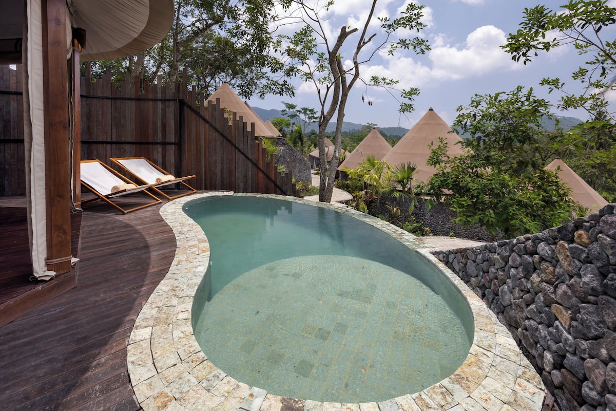 Luxury Pool Tent, Wapa di Ume Sidemen
 image 2