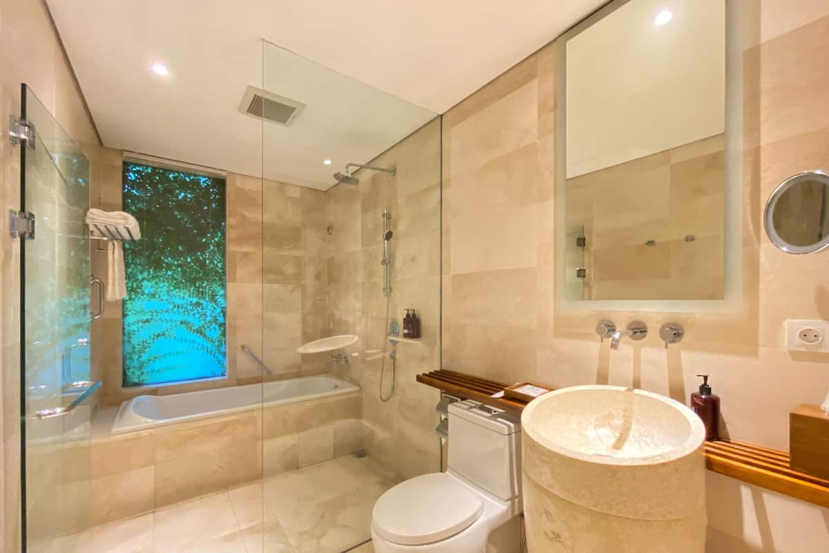 Deluxe Garden Bungalow, Candi Beach Resort and Spa image 3