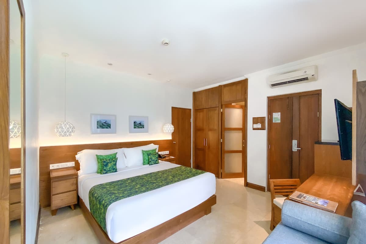 Deluxe Garden Bungalow, Candi Beach Resort and Spa image 4