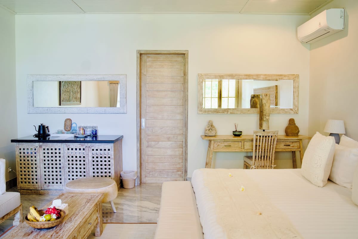 Superior Suite, DHAUTEYA VILLA
 image 7