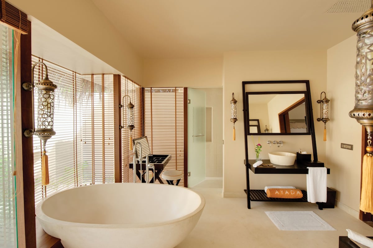 Ayada Maldives (Sunset Ocean Suite) image 6