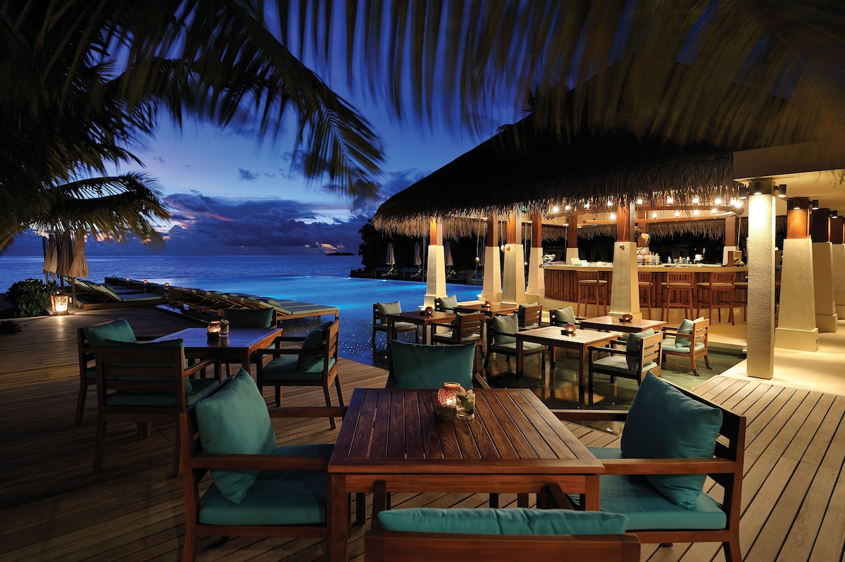 Ayada Maldives (Sunset Ocean Suite) image 7