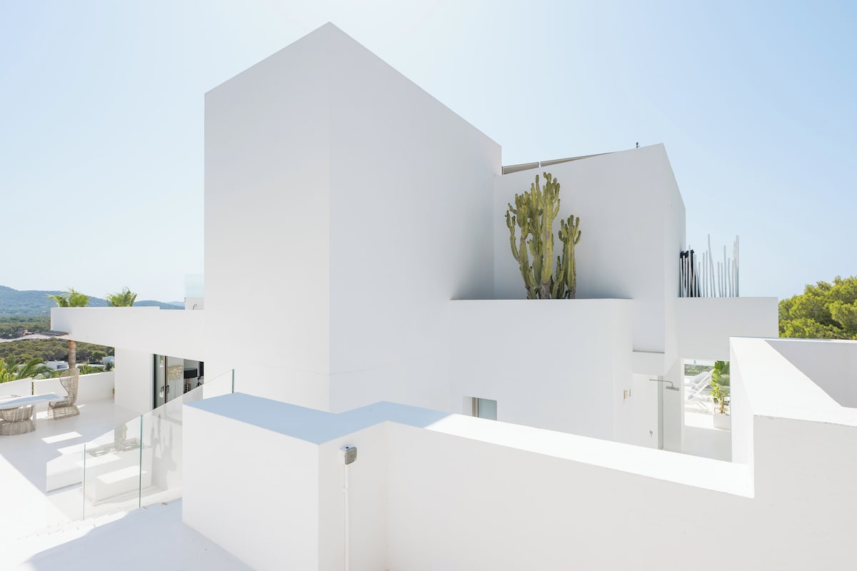 Villa Mediterranean image 3