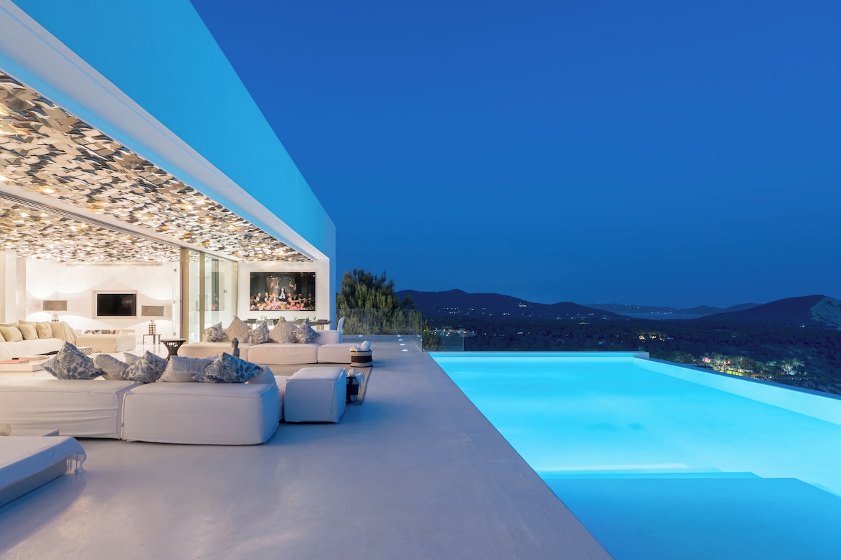 Villa Mediterranean image 10
