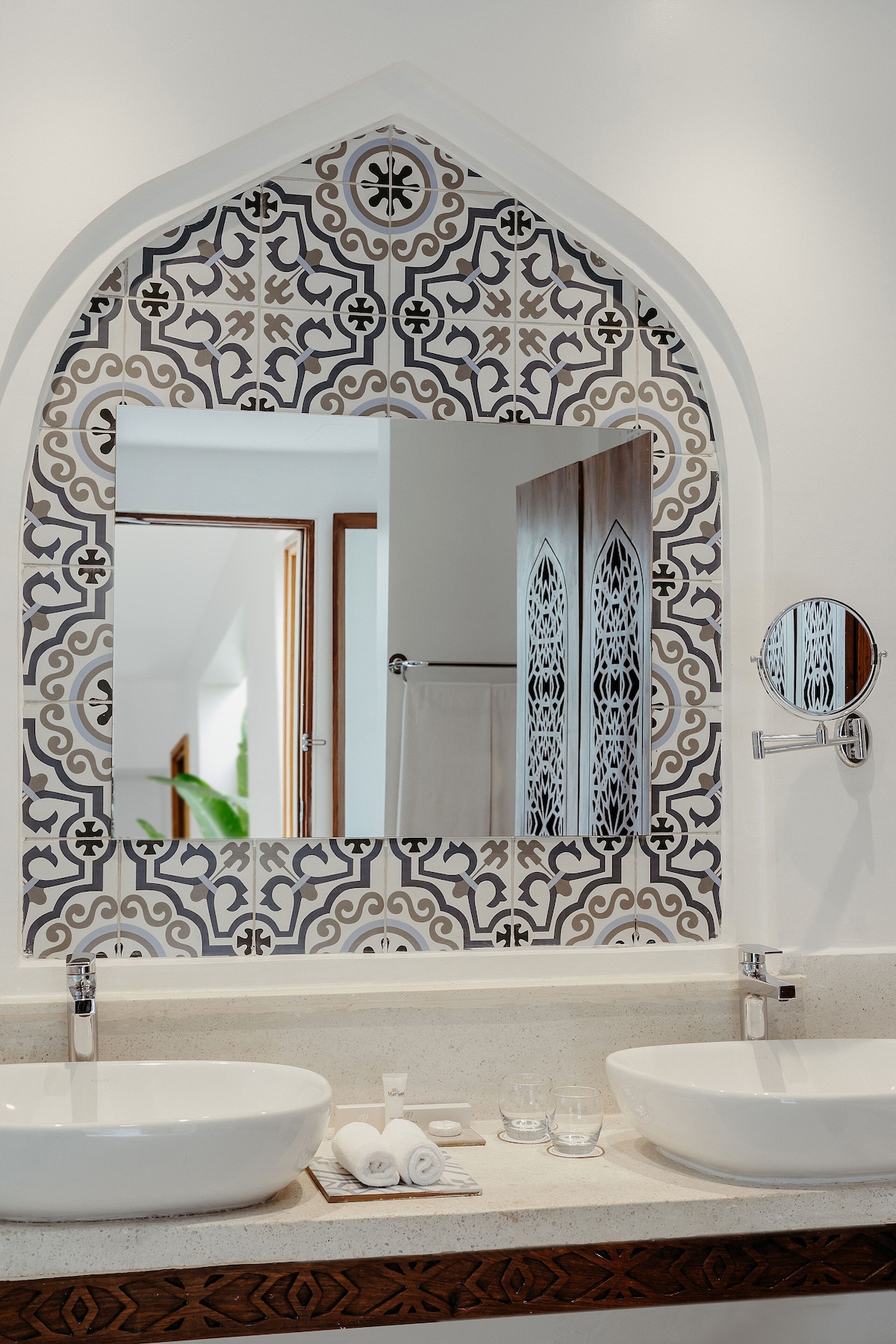 LUX Marijani (Deluxe Room)
 image 7