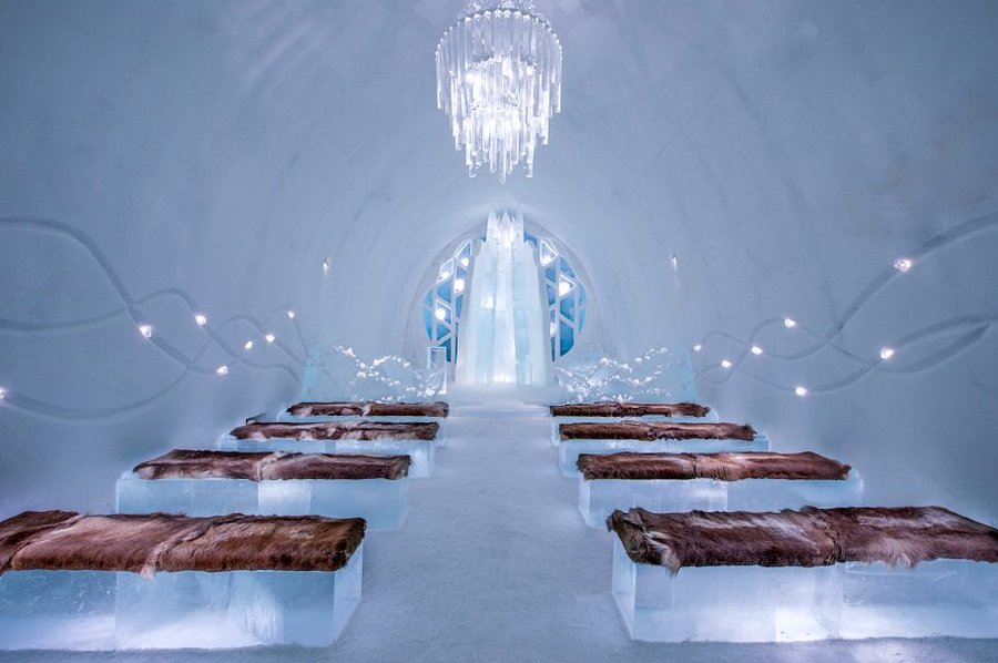 Ice Hotel (Suite (cold room) image 7