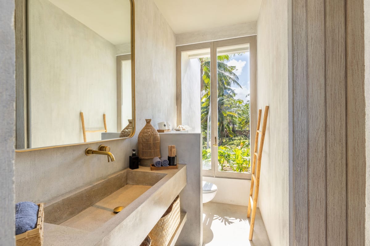Deluxe Villa, 2 Bedrooms, The Konkret Lombok
 image 1