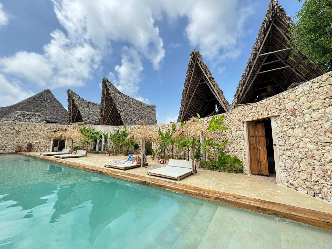 Be Zanzibar (Suite with Private Pool) image 1