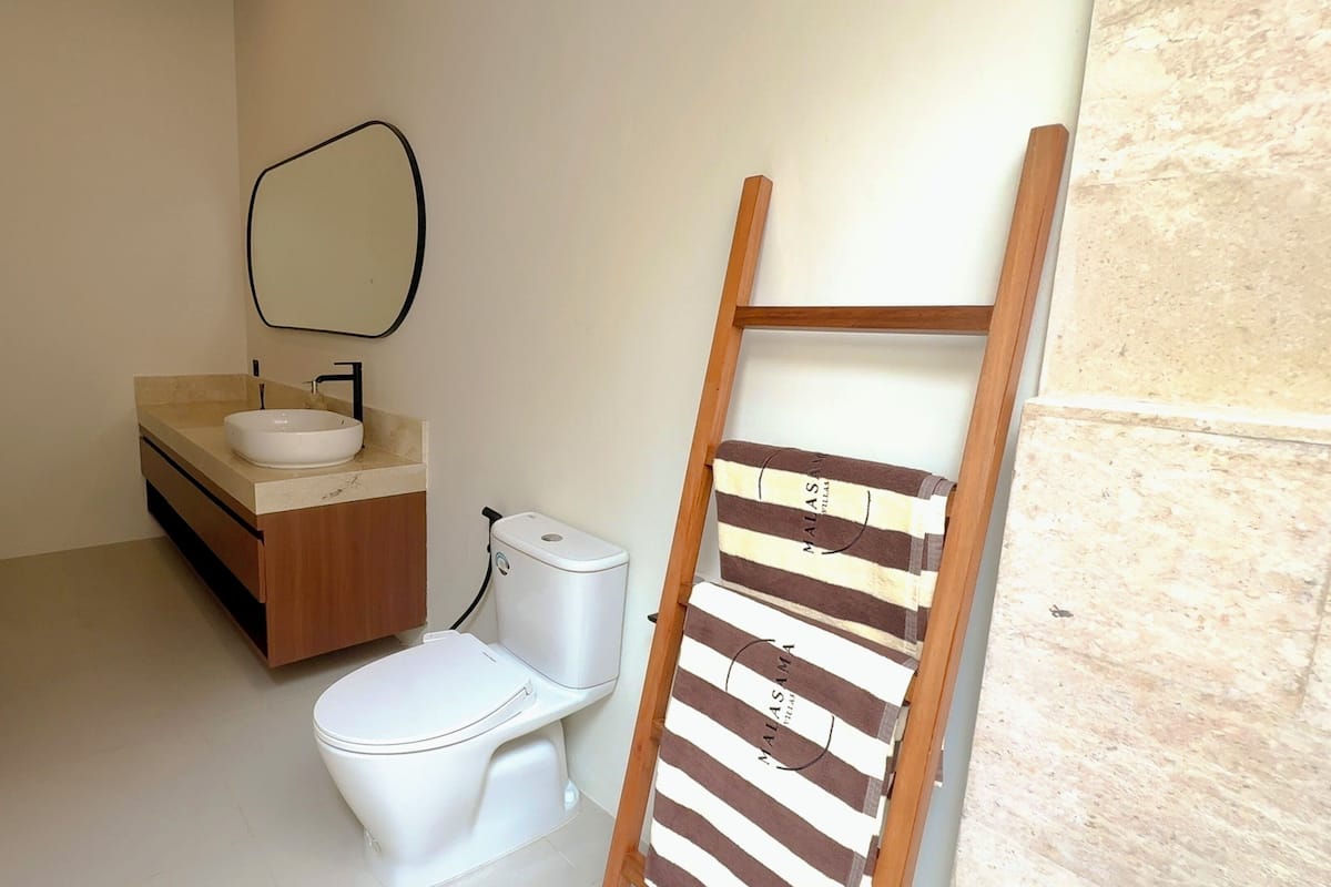 Comfort Villa, 2 Bedrooms, Malasama suites hotel
 image 3