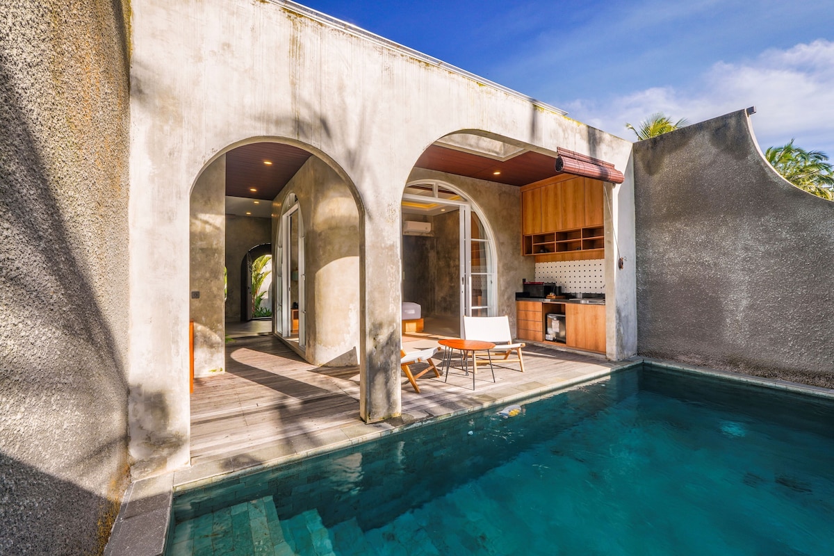 Subu Utamas Villas - Deluxe Villa image 8