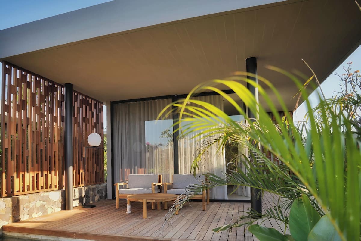 BASK GILI MENO - Standard Studio image 2