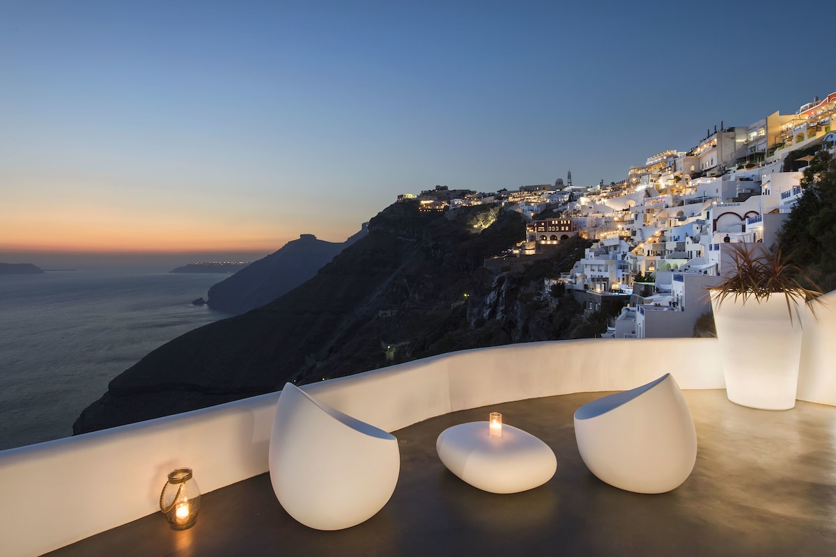 Athina Luxury Suites (Cave Honeymoon Suite) image 7
