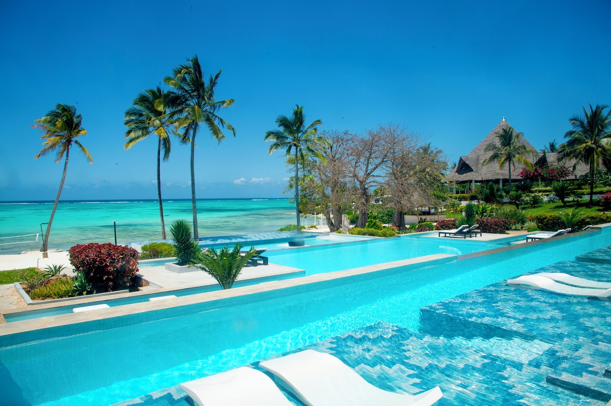 Safira Blu Resort & Villas (Fisherman's Cove) image 2
