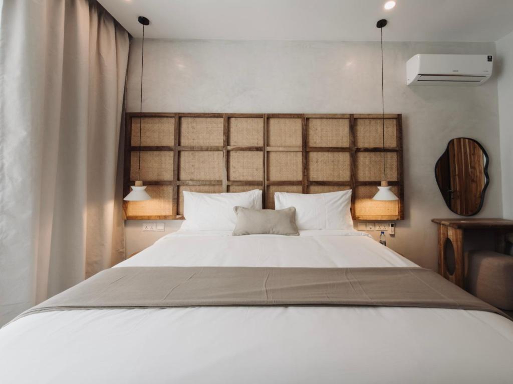 Johari Beach Resort (Ocean View Suite) image 3