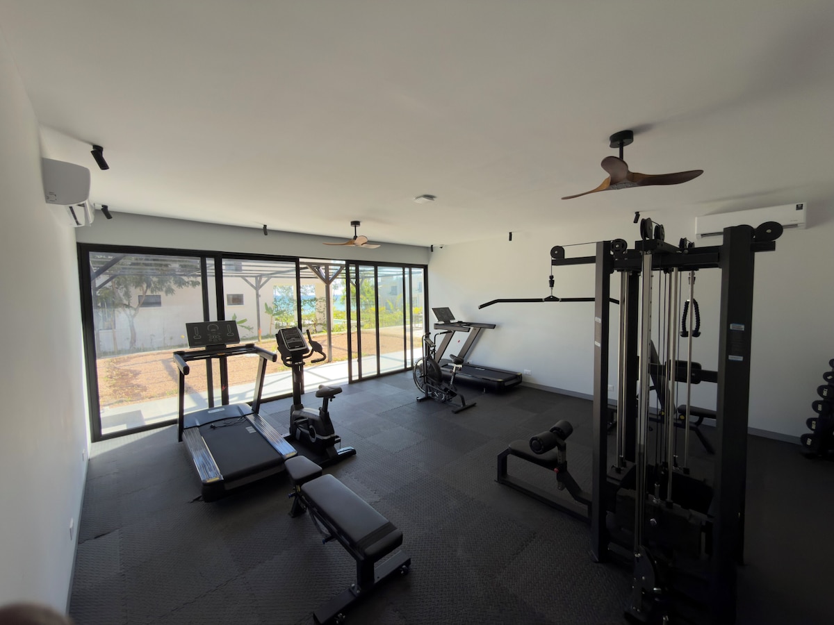 Johari Beach Resort (Ocean View Suite) image 10