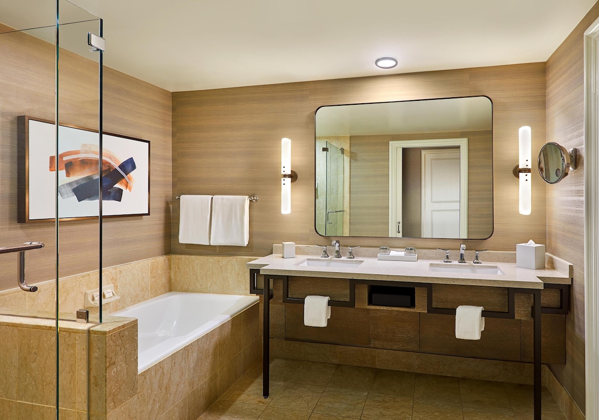 Park Hyatt Aviara (King Room with Pool View) image 6