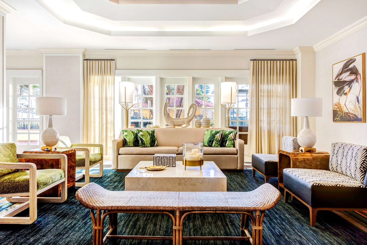 Embassy Suites Deerfield Beach (Deluxe Suite) image 2