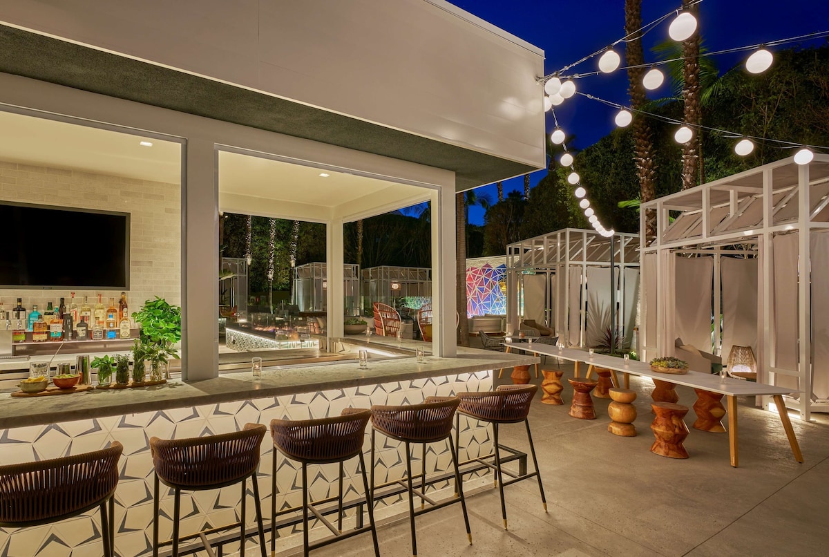 Viceroy Santa Monica (Pool View Two Queens) image 5