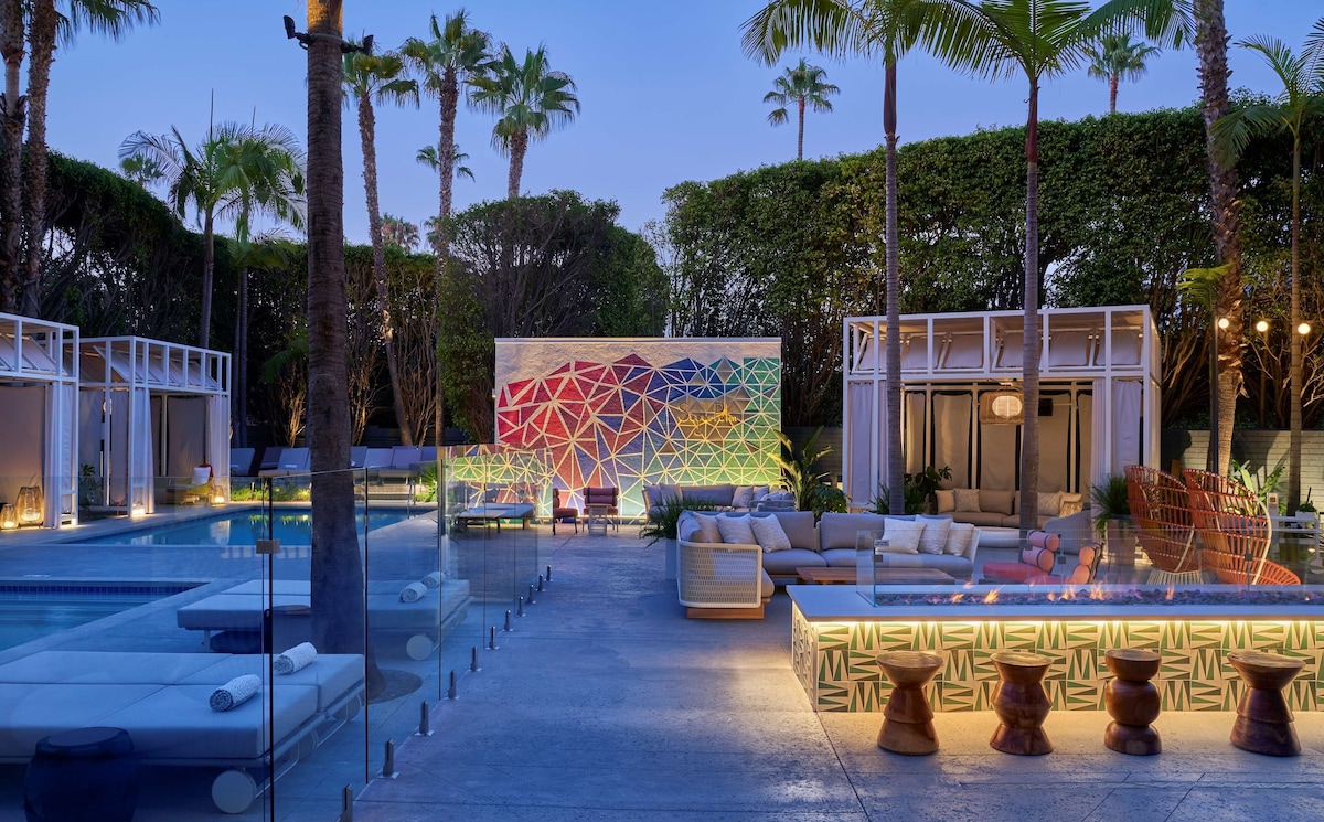 Viceroy Santa Monica (Pool View Two Queens) image 9