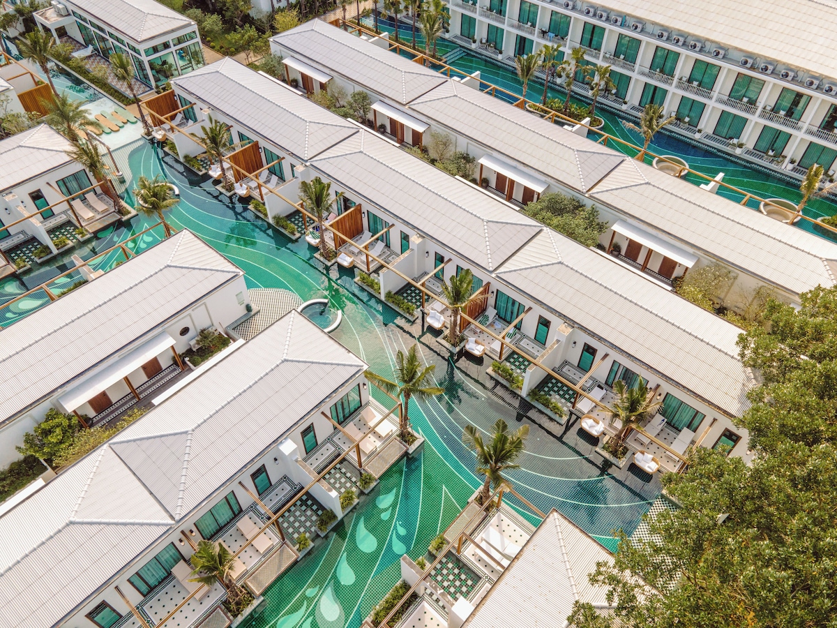 Sugar Marina Resort (Lagoon Suite Villa) image 1
