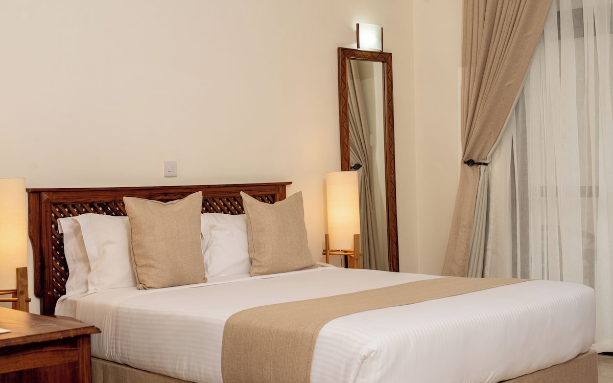 Forest Hill Hotel (Deluxe Room) image 4