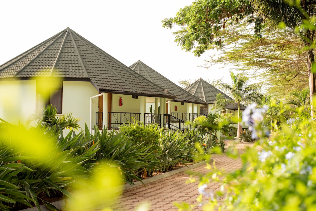 Forest Hill Hotel (Deluxe Room) image 6