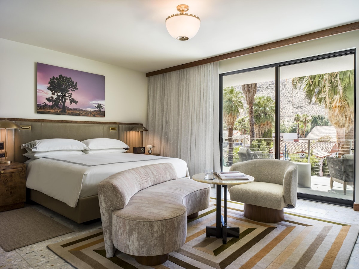 Thompson Palm Springs (1 King Vista View Balcony) image 3
