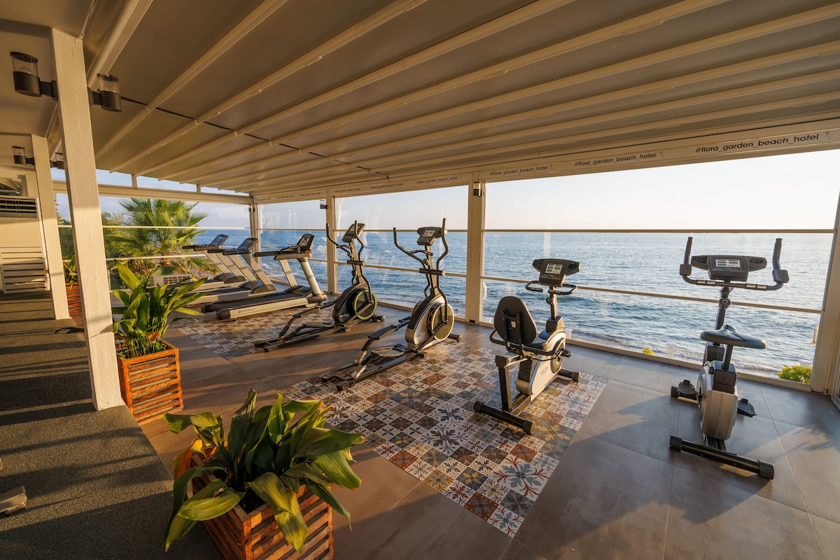 Flora Garden Hotel (Deluxe Sea View) image 10