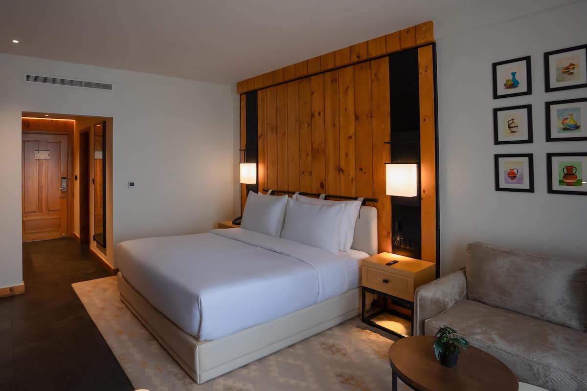 Doubletree By Hilton Nathiagali - 1 King Bed
 image 5
