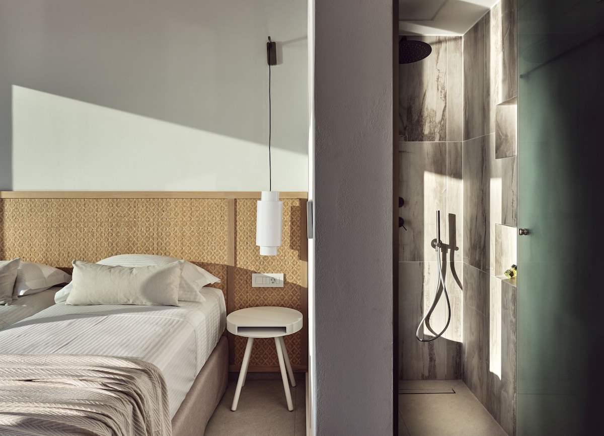 Etheria Luxury Villas (Luxury Villa) image 9