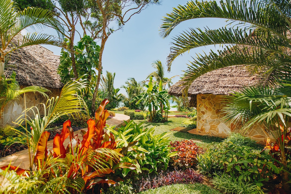 Tulia Zanzibar (Deluxe Garden Bungalow) image 2