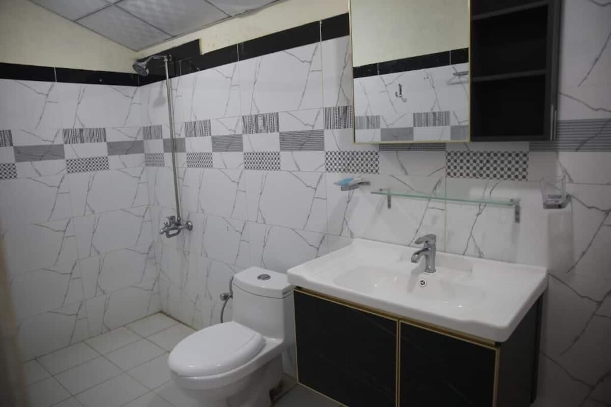 Deluxe Double Room, Valhalla Resort Kumrat
 image 3