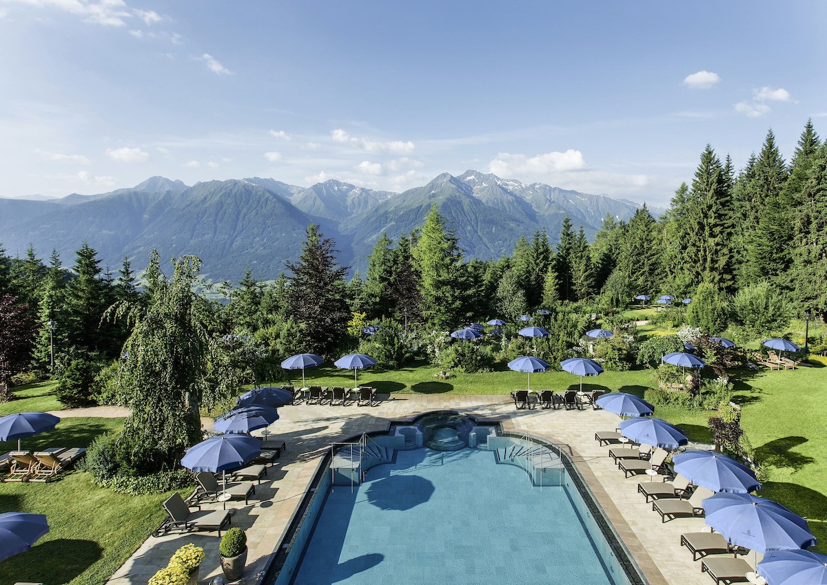 Interalpen-Hotel Tyrol (Deluxe Room) image 7