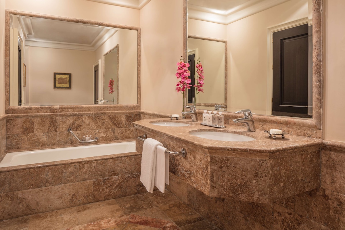 Anantara Villa Padierna (Junior Suite) image 6